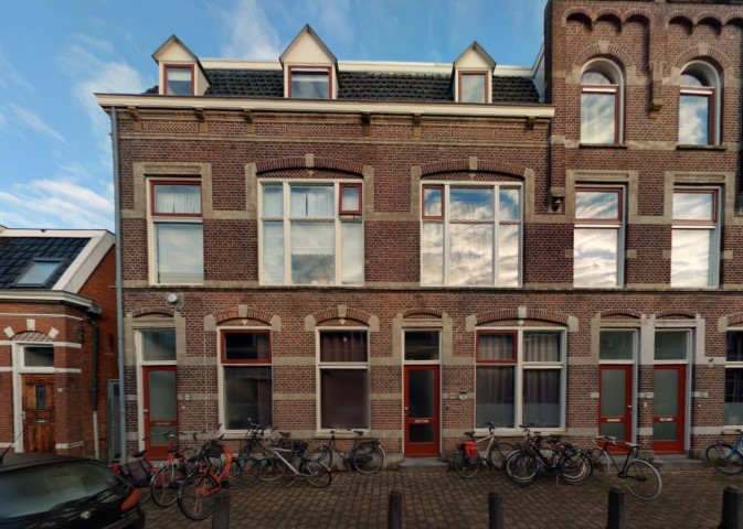 Harlingerstraat 6