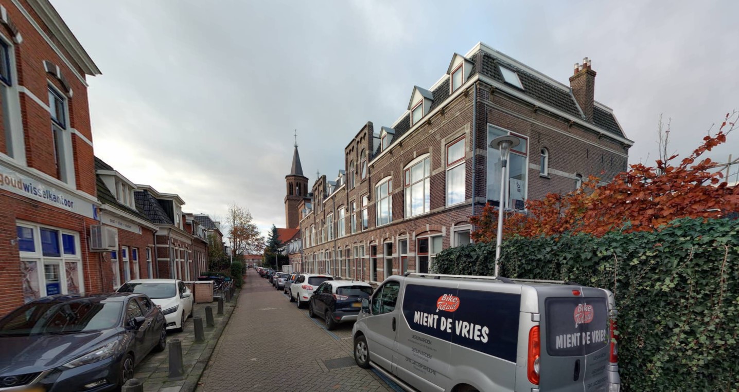 Harlingerstraat 2