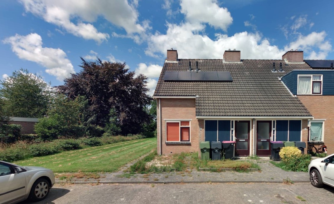 De Nachtegaal 66, 9231 JN Surhuisterveen, Nederland