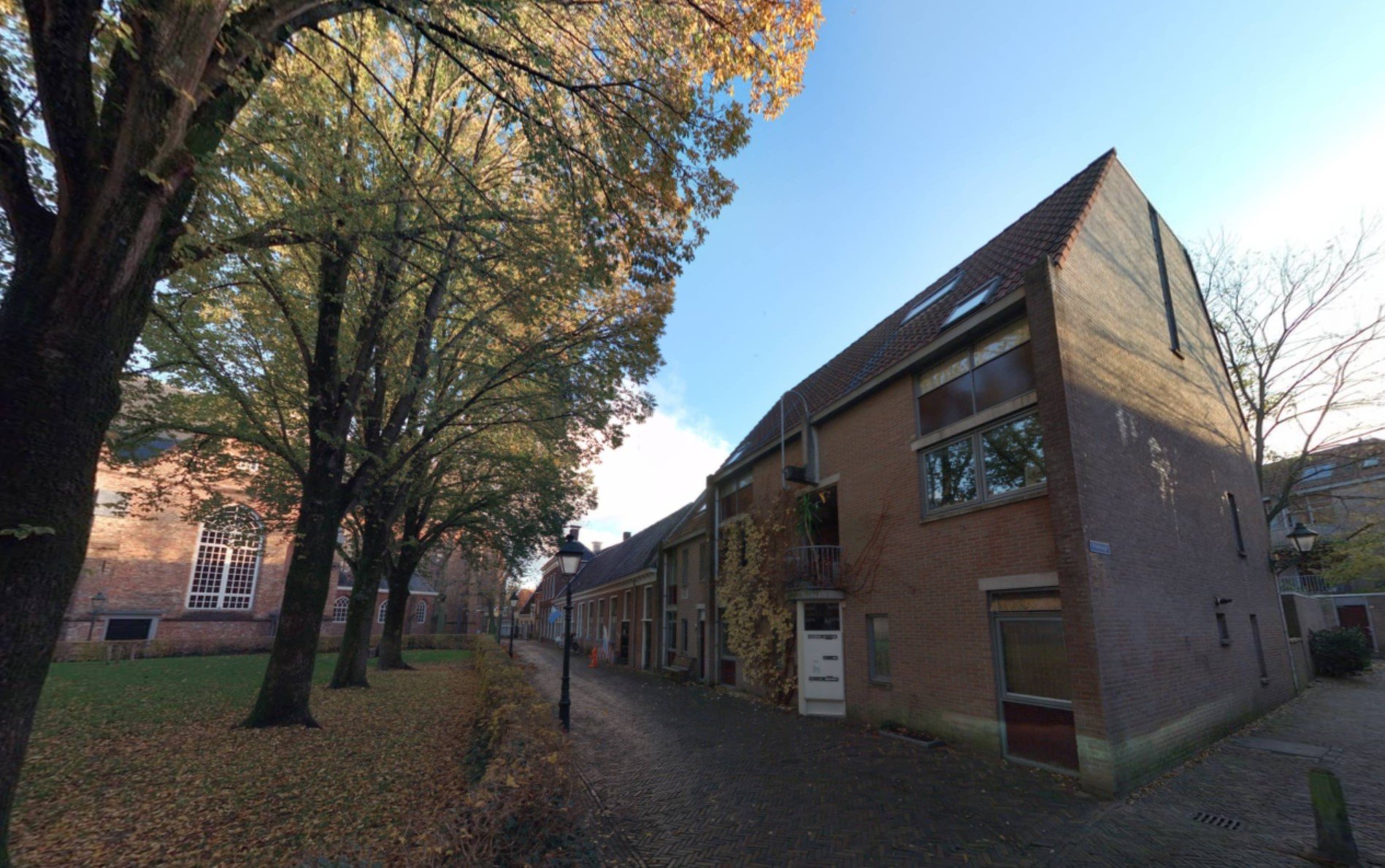 Jacobijnerkerkhof 10