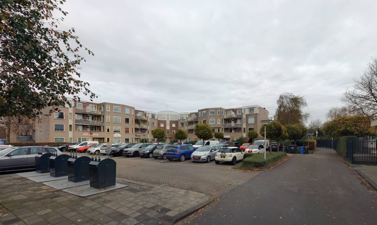 Holwortel 117, 8935 LH Leeuwarden, Nederland