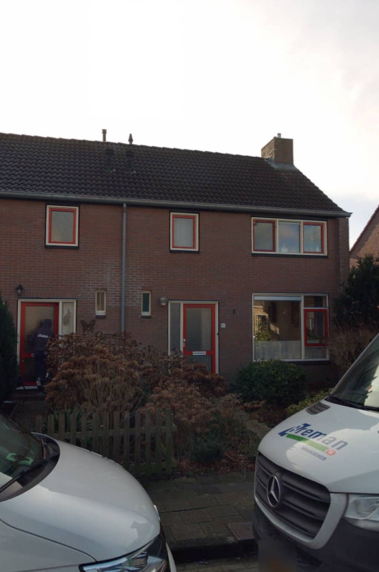 De Klamp 25, 8404 GK Langezwaag, Nederland