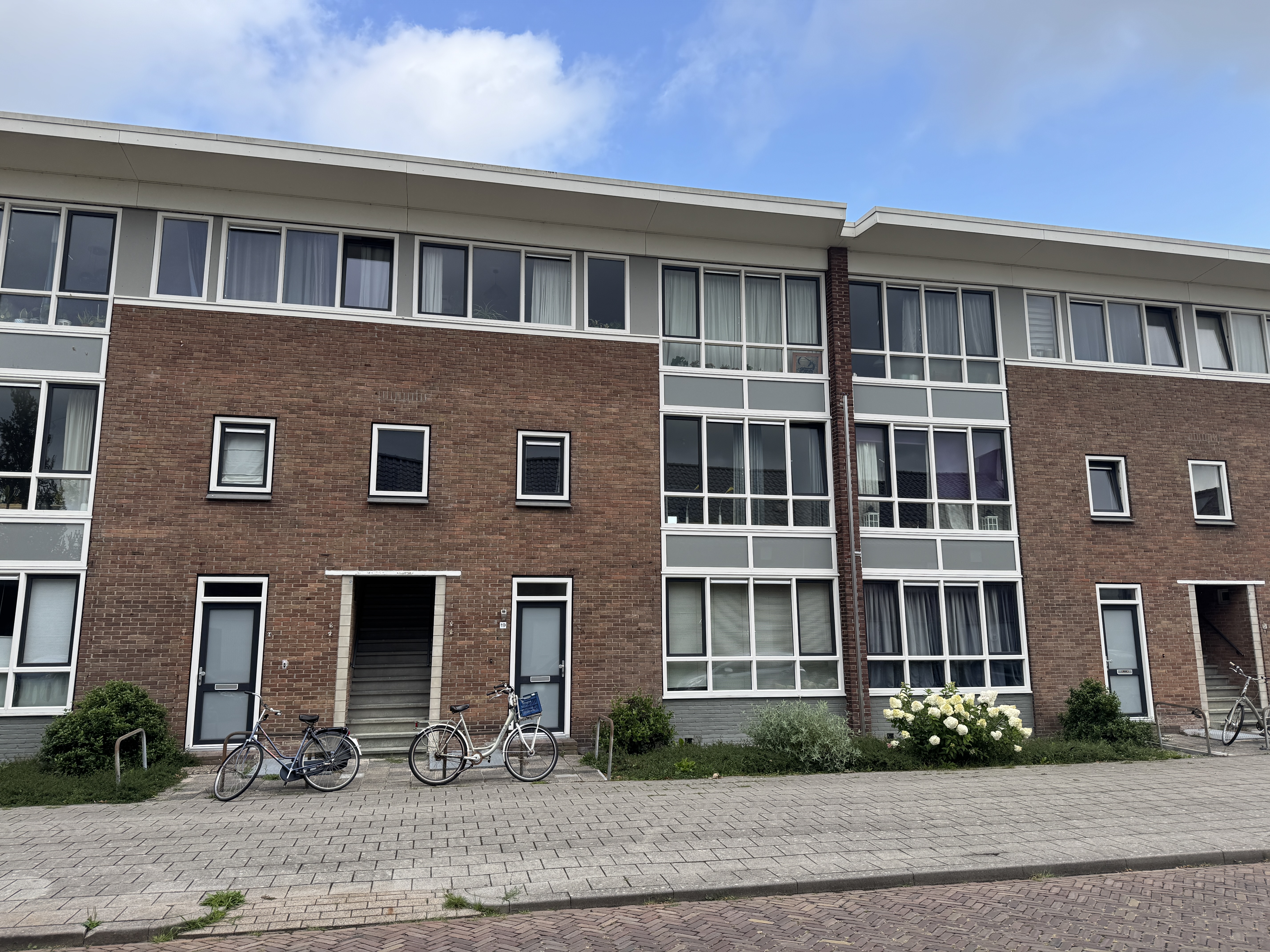 Bouwe van Ensstraat 20, 8442 DN Heerenveen, Nederland