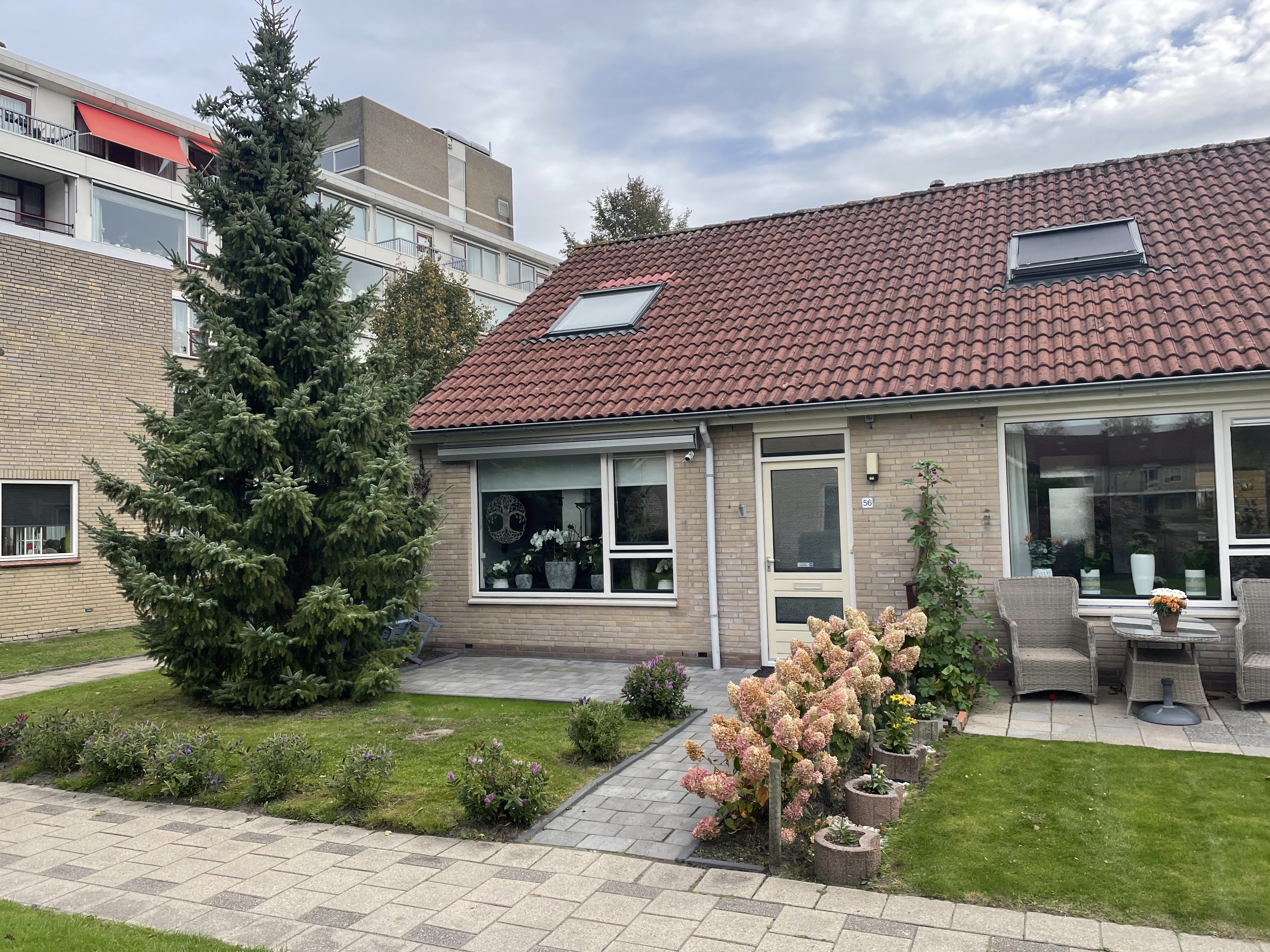 John F. Kennedylaan 56, 9203 JZ Drachten, Nederland