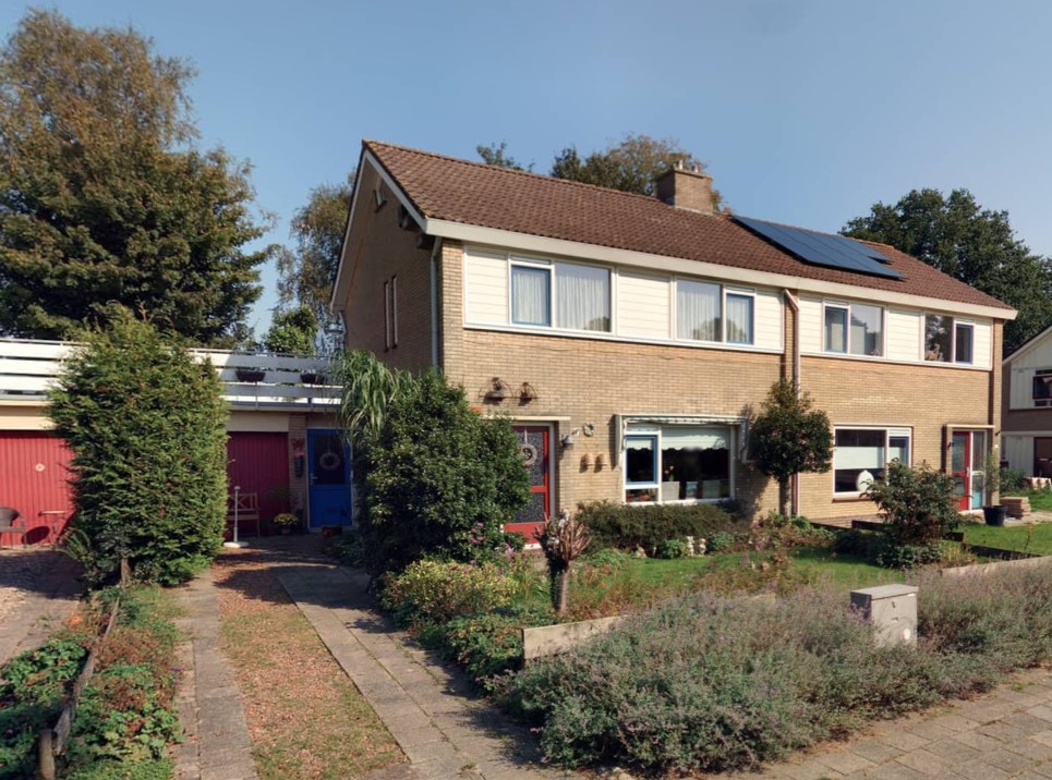 Dominee L. Tinholtstraat 15