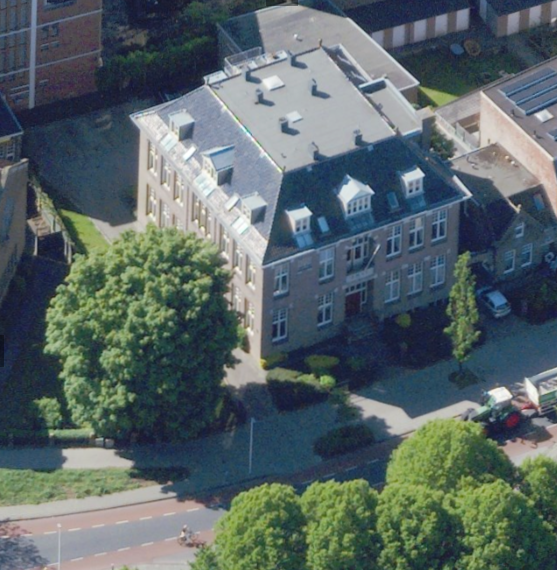 Vredeman de Vriesstraat 22B