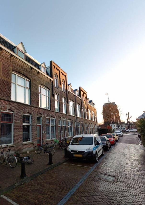 Harlingerstraat 4