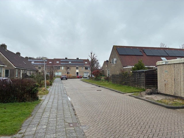 Túnikkers 13A