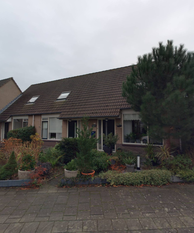 Idzerdastins 122, 8925 AV Leeuwarden, Nederland