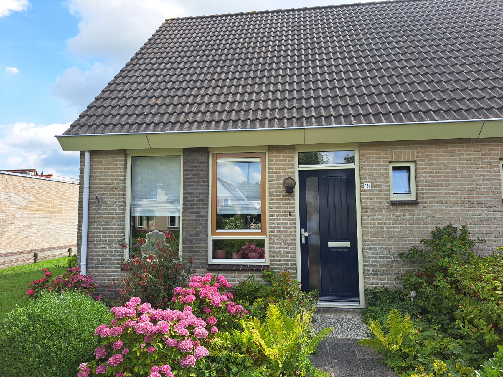 Siaerdamasingel 18, 9035 GG Dronryp, Nederland
