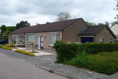 Dekemastraat 13 Tzum, Tzum